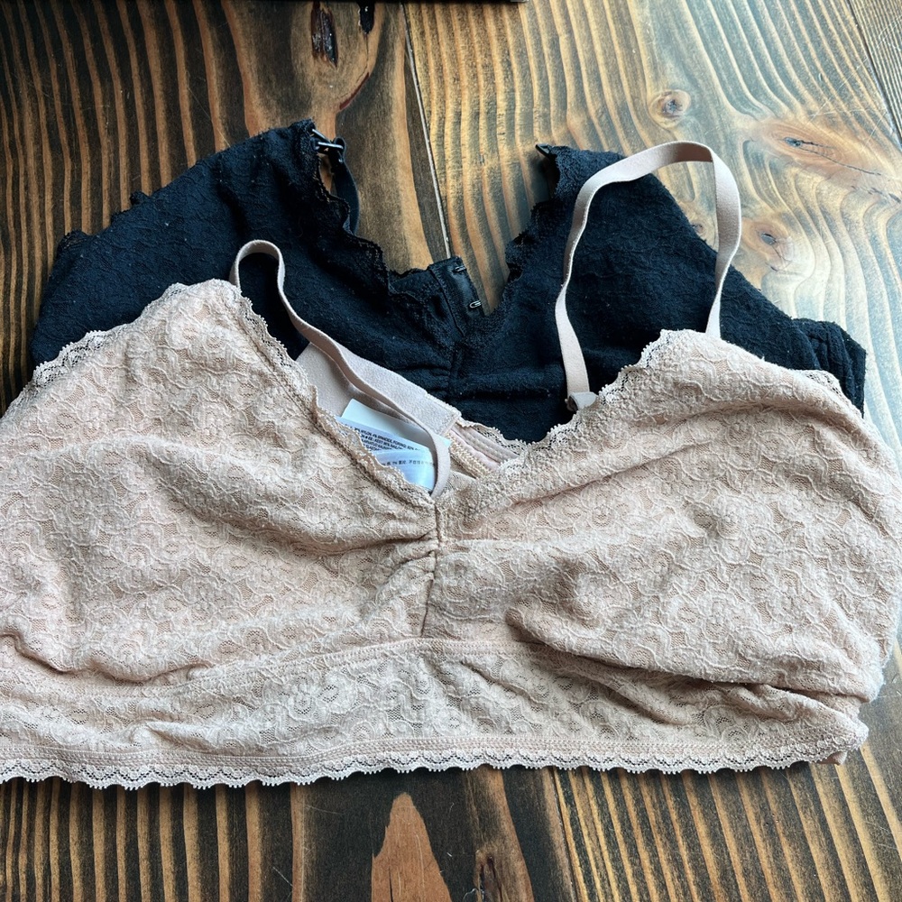 Gap lace nursing bras